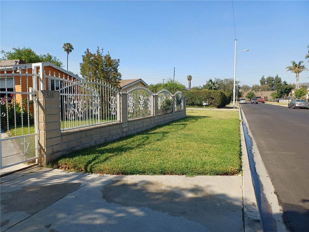 https://bt-photos.global.ssl.fastly.net/socal/orig_boomver_1_420966107-2.jpg