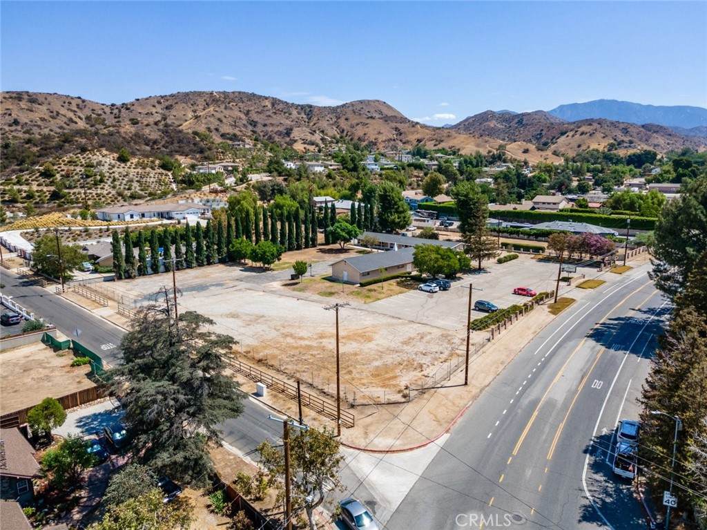 10335 La Tuna Canyon Road - Photo 1