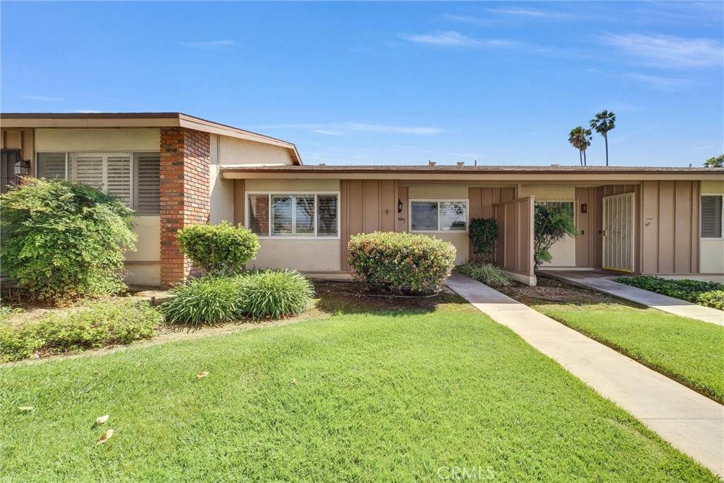 22789 Palm - Photo 1