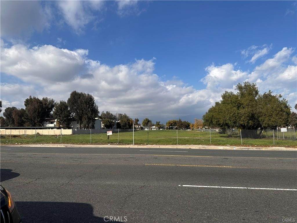https://bt-photos.global.ssl.fastly.net/socal/orig_boomver_1_421226853-2.jpg