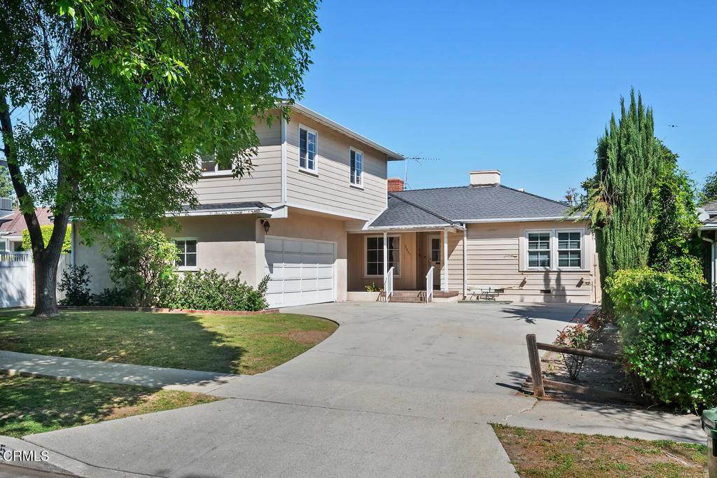 17835 Tarzana Street - Photo 1