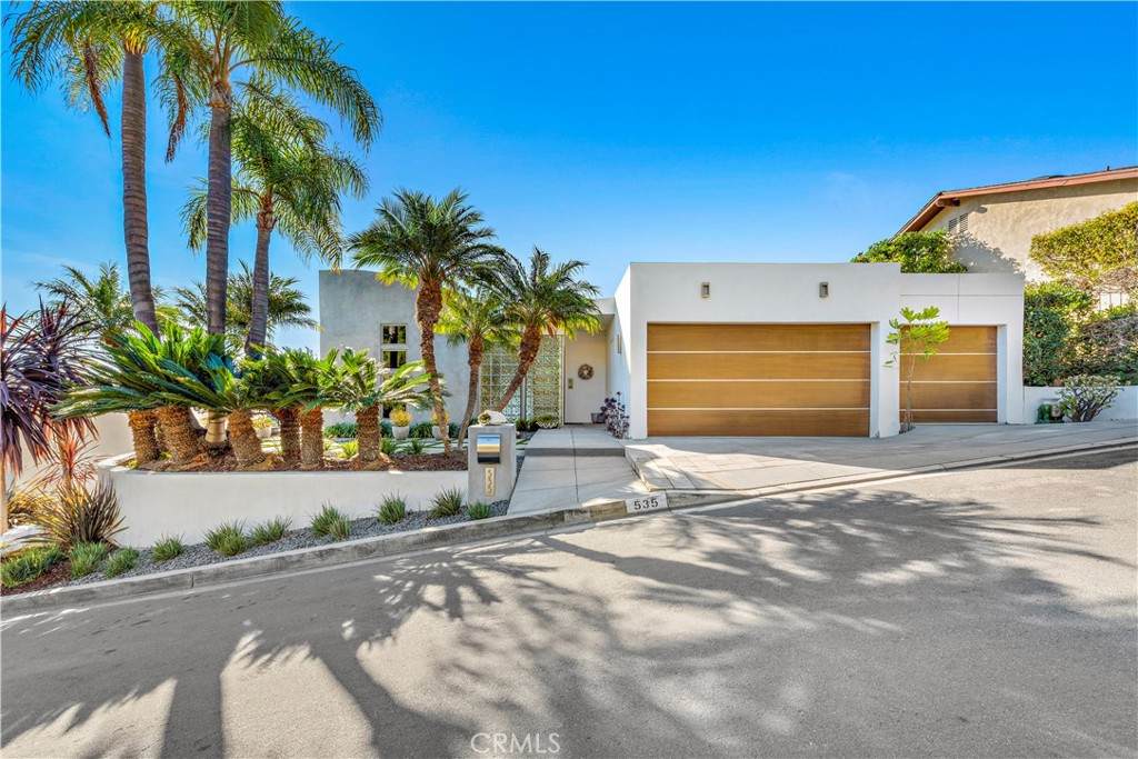 535 Dunnegan Drive - Photo 1