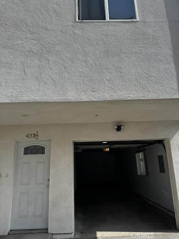 433 1/2 30th - Photo 1