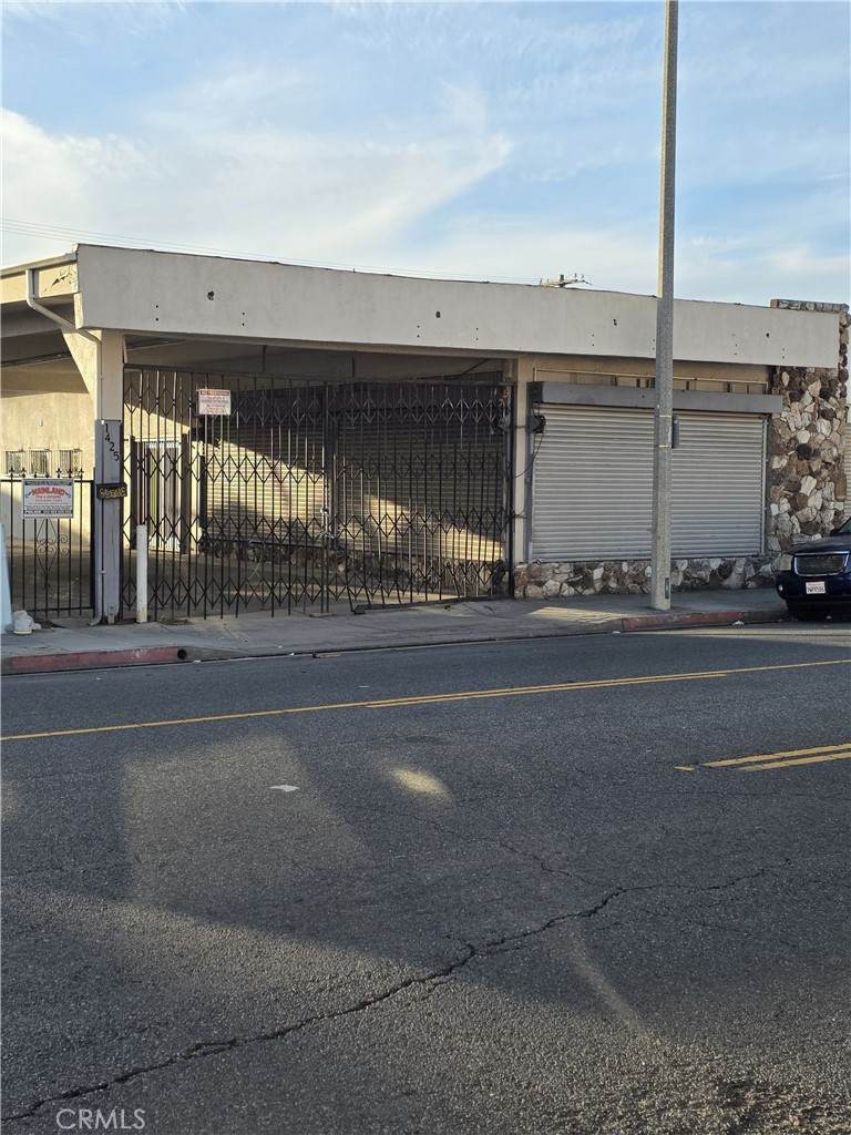 1425 Cherry - Photo 1