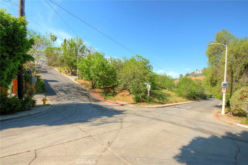 https://bt-photos.global.ssl.fastly.net/socal/orig_boomver_1_421578096-3.jpg