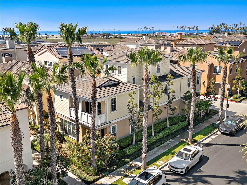 https://bt-photos.global.ssl.fastly.net/socal/orig_boomver_1_421579843-2.jpg