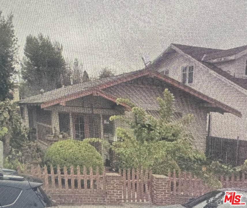 410 Broadway Street - Photo 1