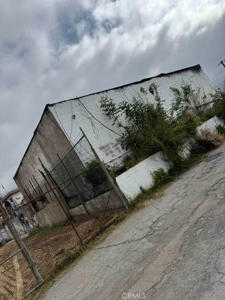 2427 Lake - Photo 1