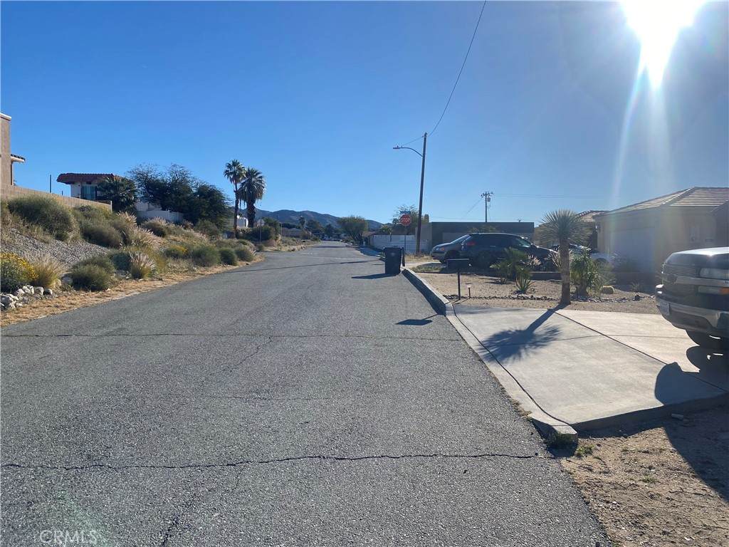 https://bt-photos.global.ssl.fastly.net/socal/orig_boomver_1_421720978-2.jpg