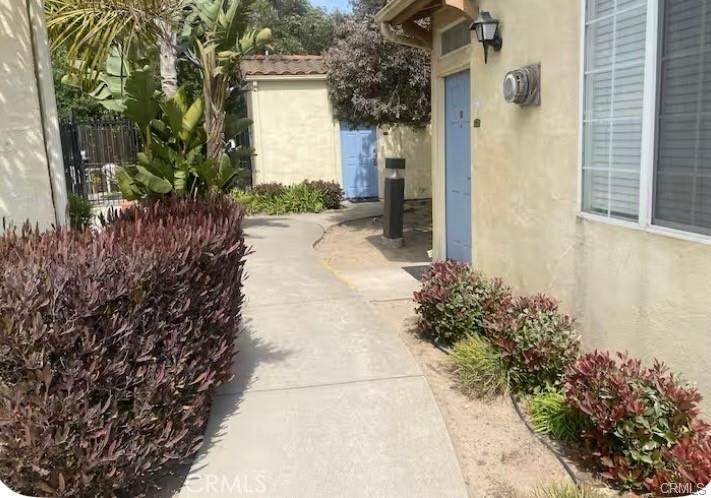 444 Pier Avenue - Photo 1