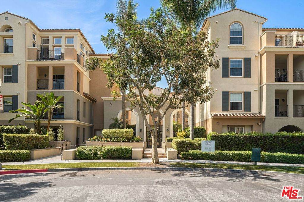 https://bt-photos.global.ssl.fastly.net/socal/orig_boomver_1_421967541-2.jpg