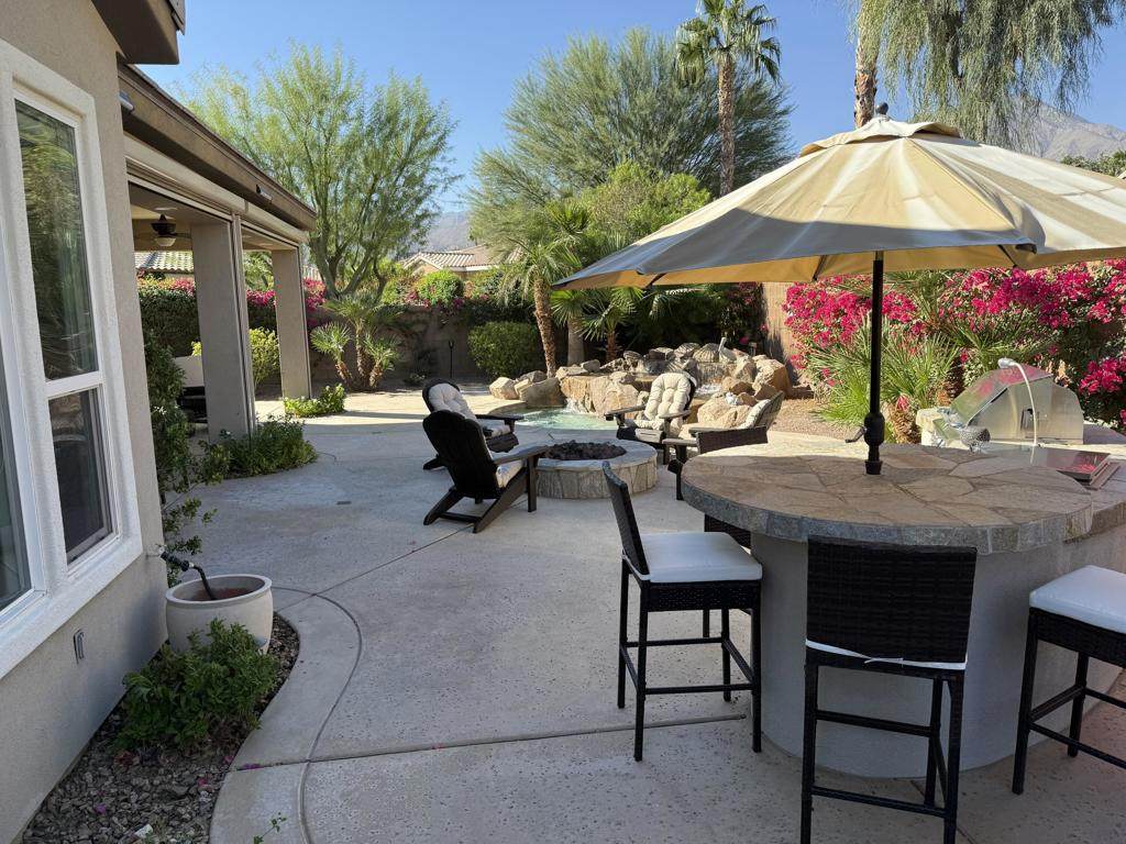 https://bt-photos.global.ssl.fastly.net/socal/orig_boomver_1_422038237-2.jpg