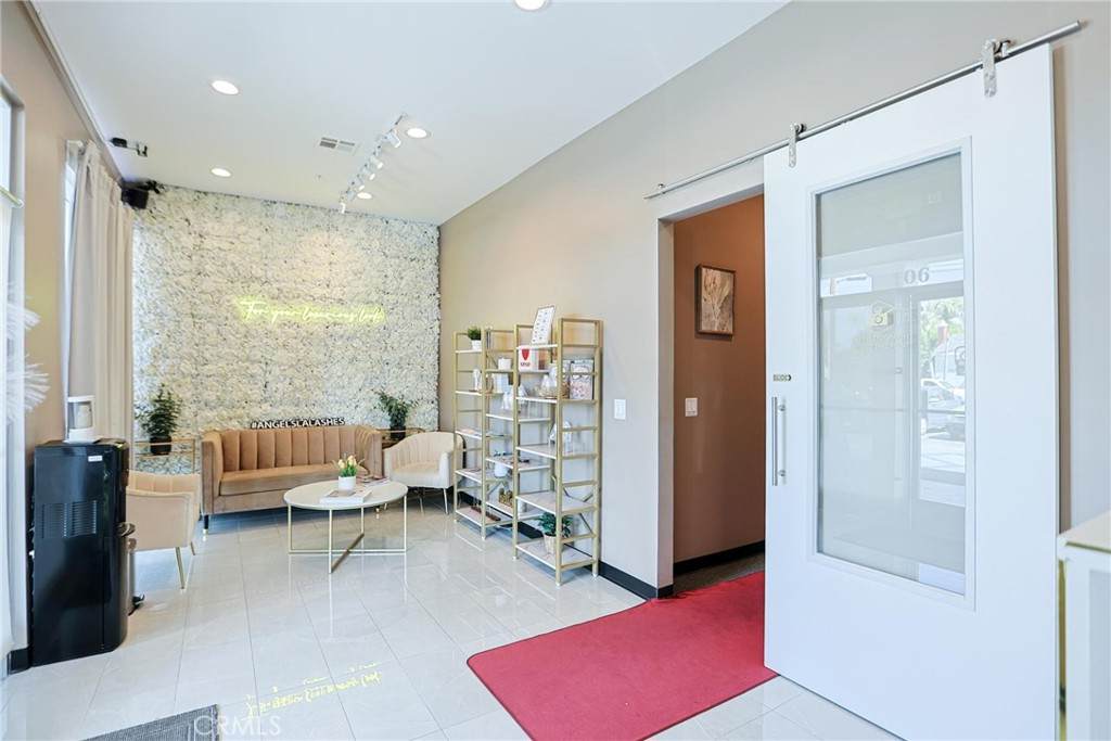 2244 Pacific Coast Hwy - Photo 1
