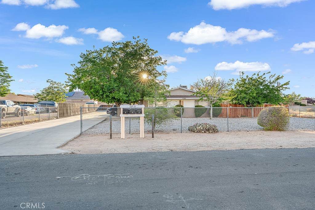 https://bt-photos.global.ssl.fastly.net/socal/orig_boomver_1_422078848-2.jpg