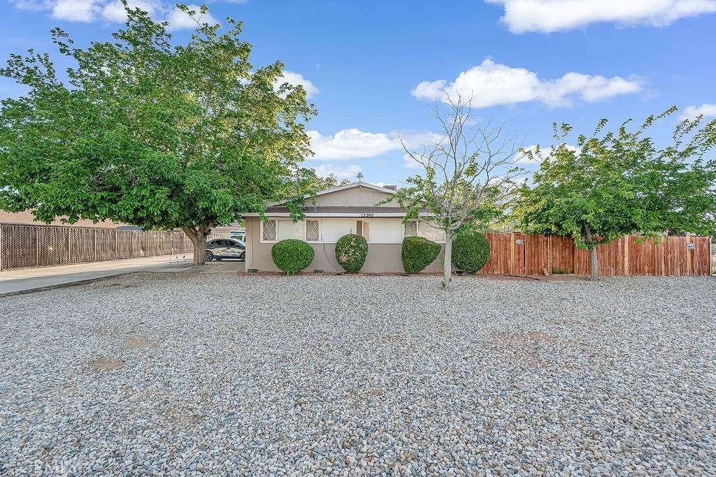 https://bt-photos.global.ssl.fastly.net/socal/orig_boomver_1_422078848-2.jpg