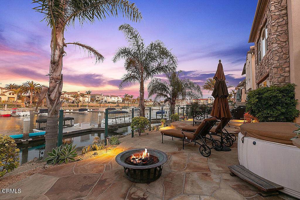 1464 Twin Tides Place - Photo 1