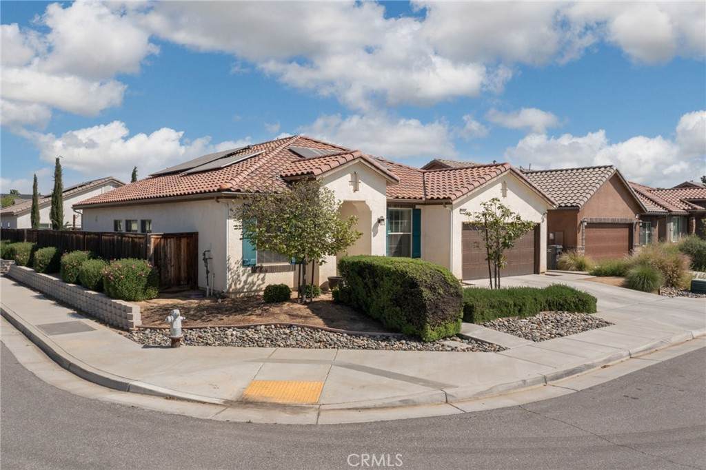 9500 Laurelwood Court - Photo 1