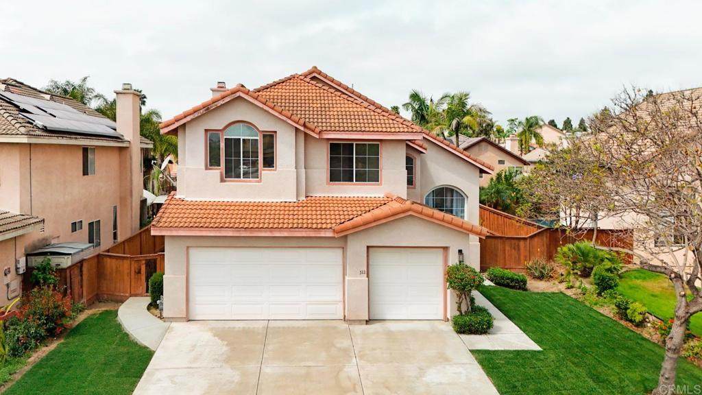 512 Bayona Loop - Photo 1