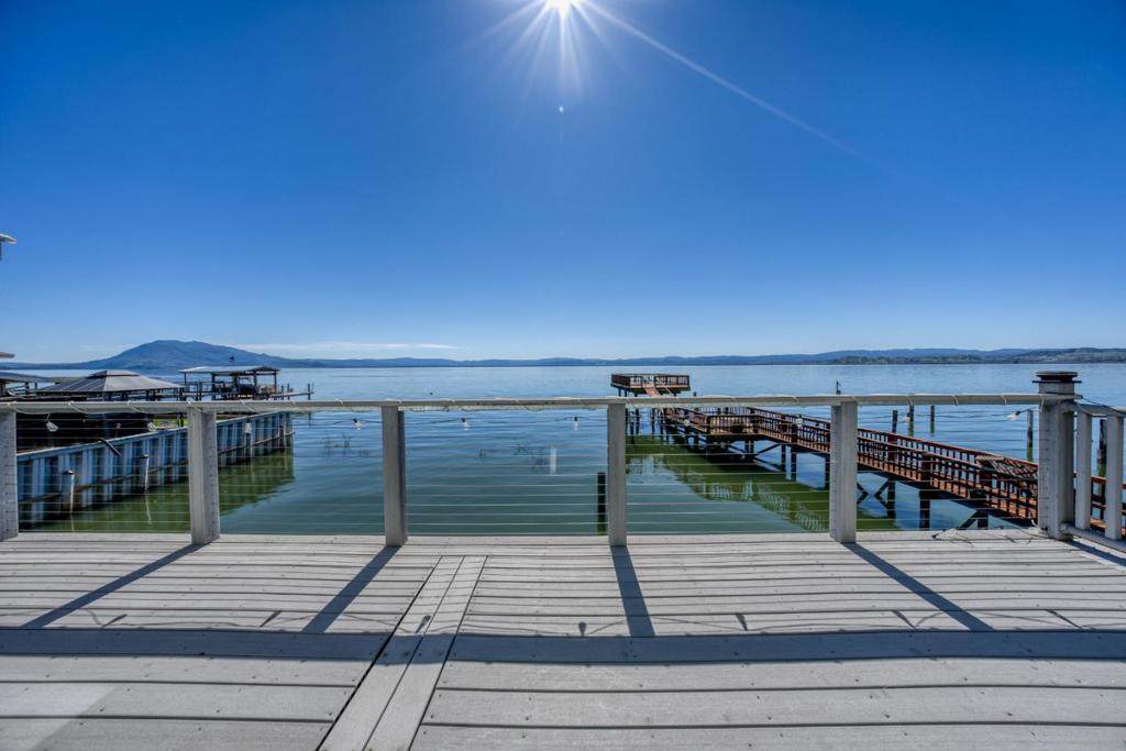 4315 Lakeshore Boulevard - Photo 1