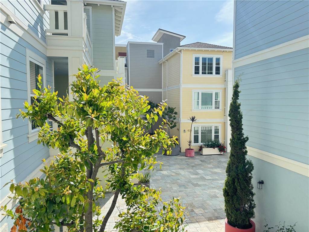 https://bt-photos.global.ssl.fastly.net/socal/orig_boomver_1_422209763-2.jpg