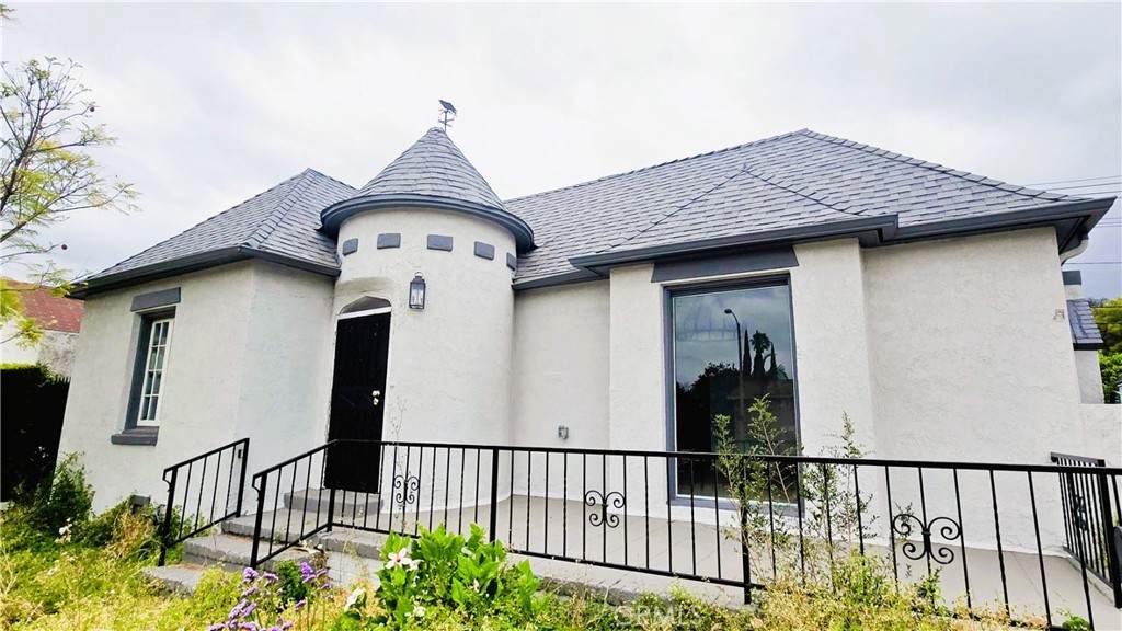 2187 Villa - Photo 1
