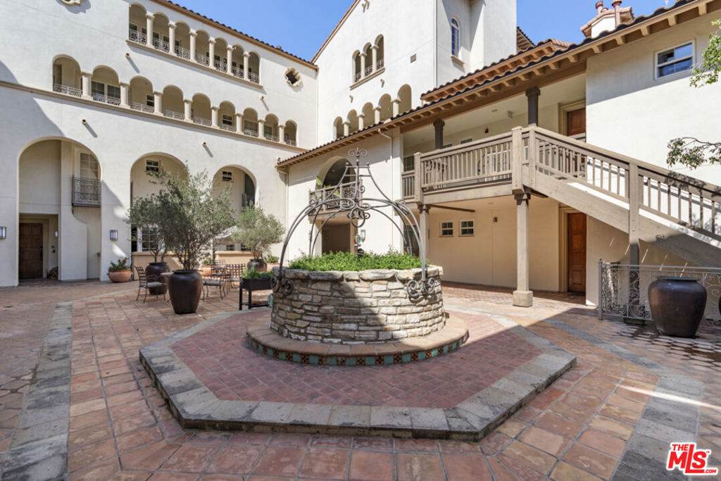 5935 Playa Vista Drive - Photo 1
