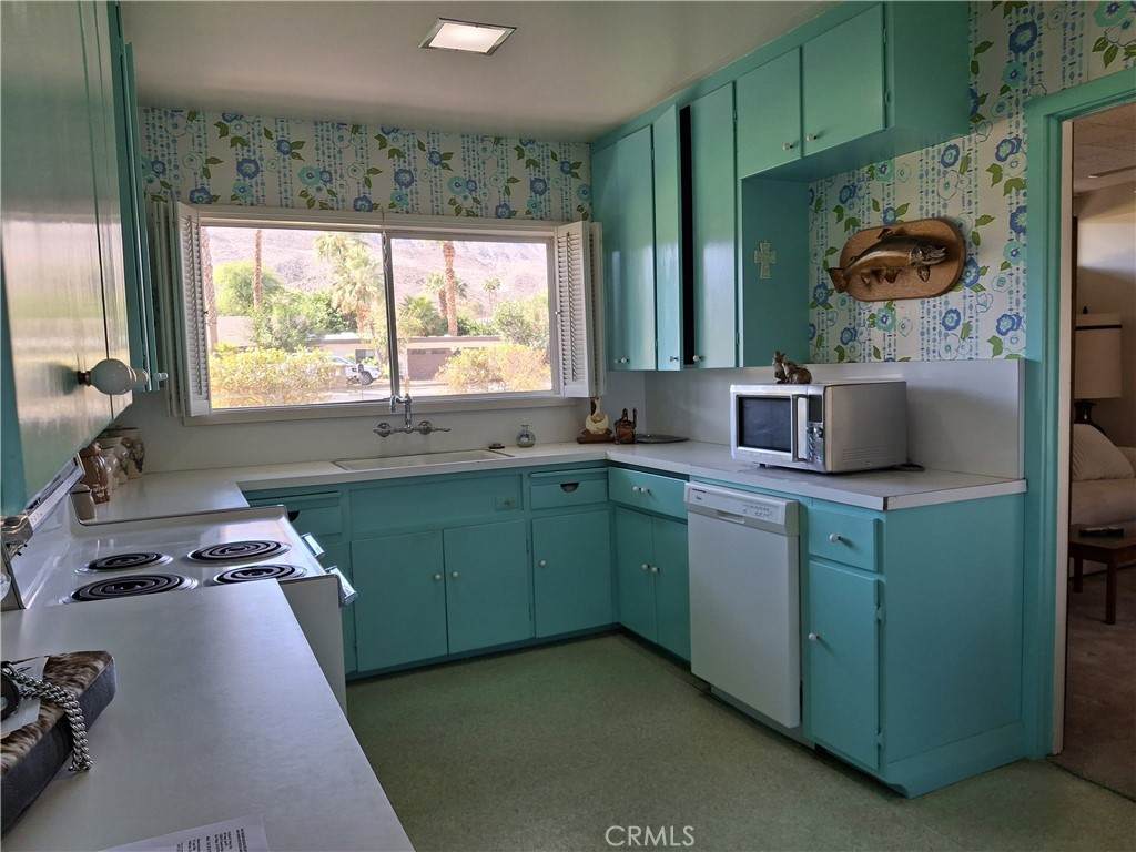 https://bt-photos.global.ssl.fastly.net/socal/orig_boomver_1_422227426-2.jpg