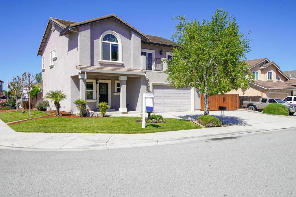 1890 Calistoga Drive - Photo 1