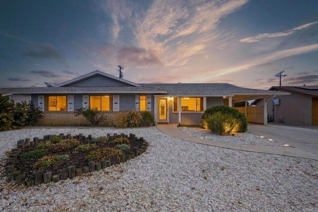 28536 Murrieta - Photo 1