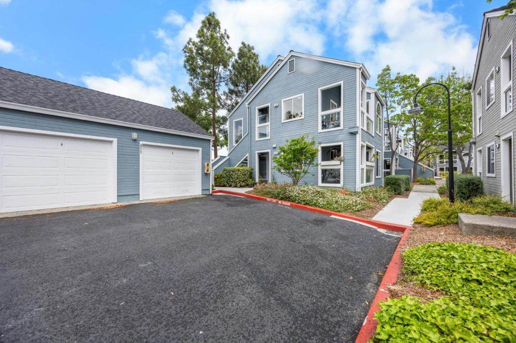 849 Portwalk Place - Photo 1