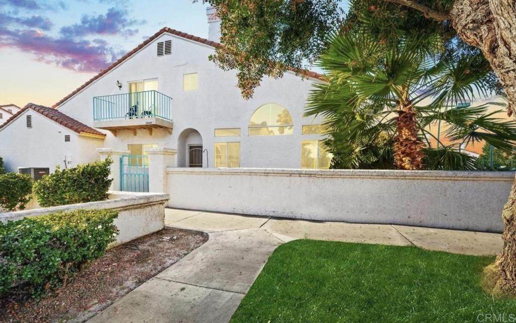 https://bt-photos.global.ssl.fastly.net/socal/orig_boomver_1_422335513-2.jpg