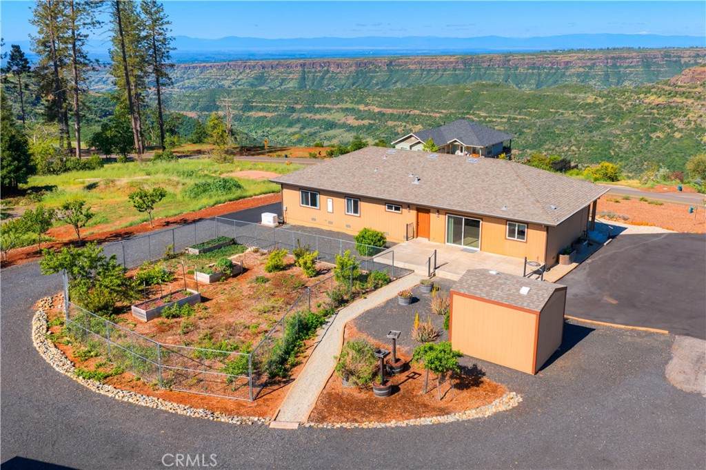 6092 Cliff Drive - Photo 1