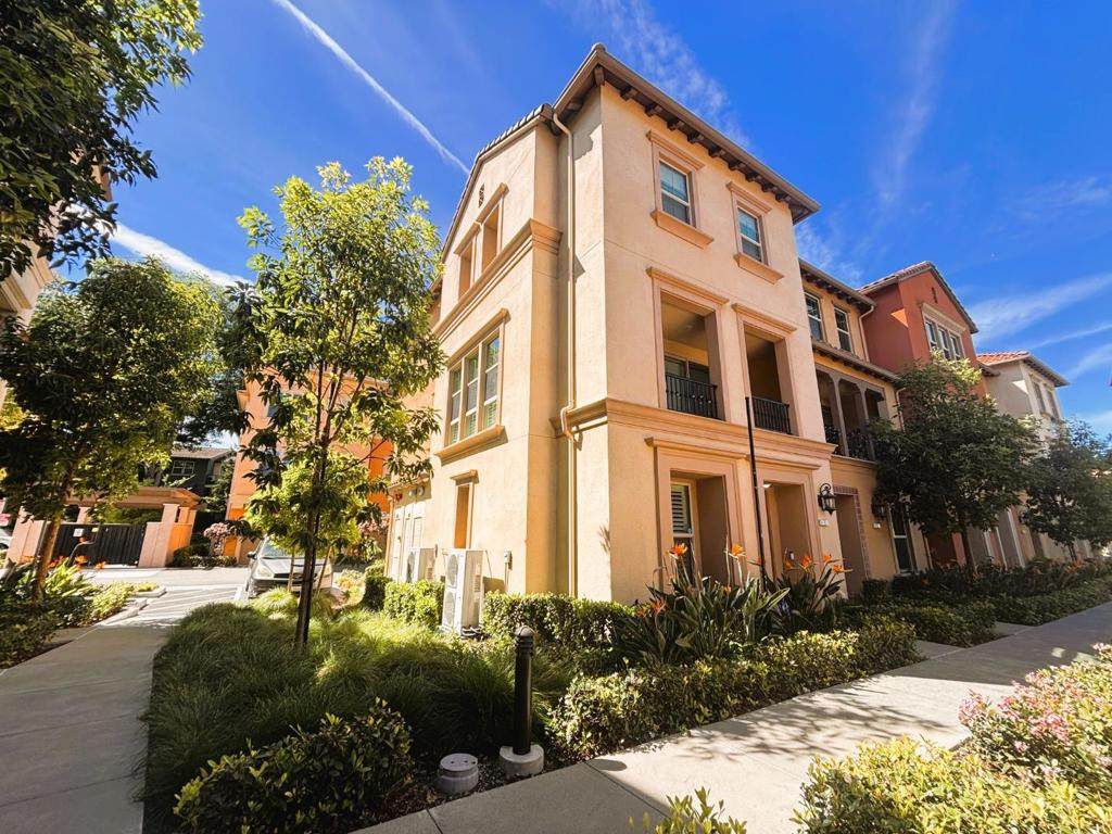 560 Saint Remi Terrace - Photo 1