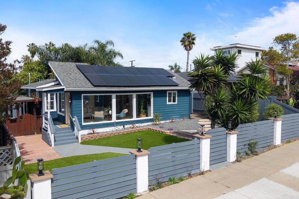 78 Del Monte Avenue - Photo 1