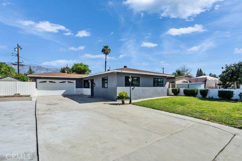 https://bt-photos.global.ssl.fastly.net/socal/orig_boomver_1_422373029-2.jpg