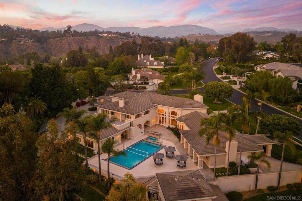 https://bt-photos.global.ssl.fastly.net/socal/orig_boomver_1_422373301-2.jpg