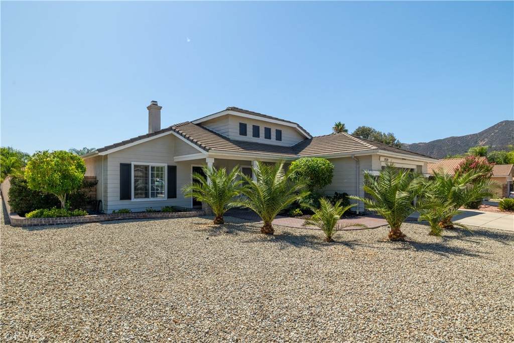 32520 Buckhorn - Photo 1
