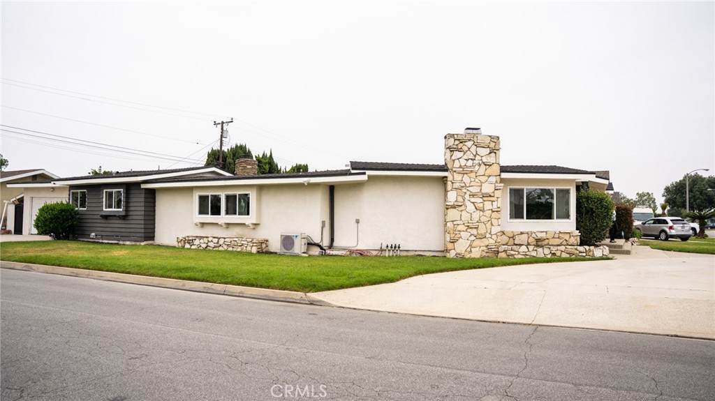 9837 Belfair Street - Photo 1