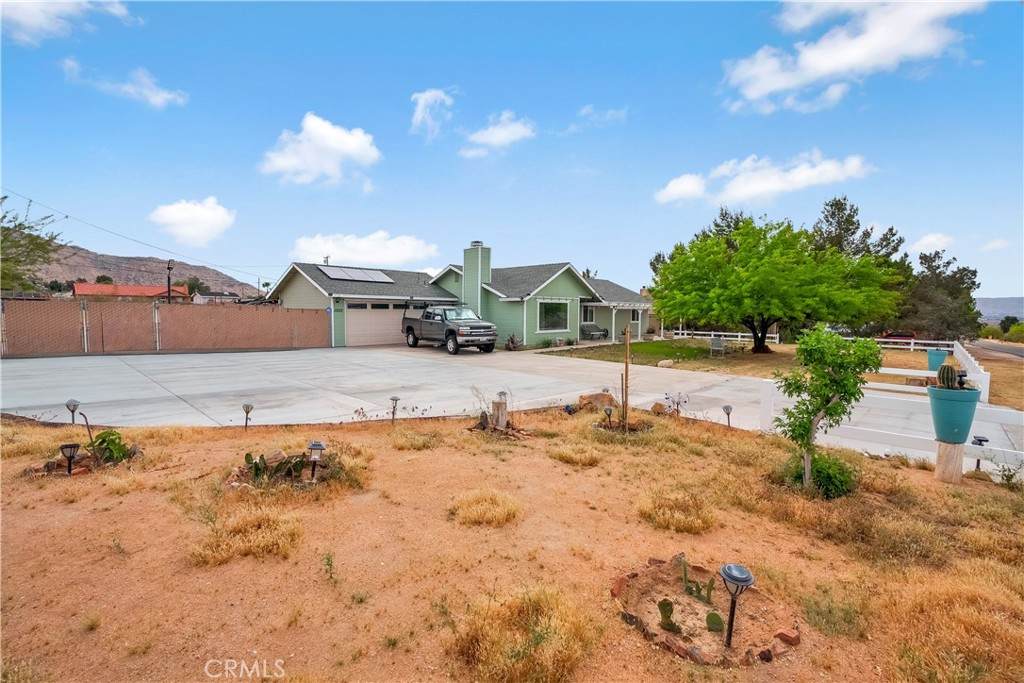17133 Mesquite Rd - Photo 1