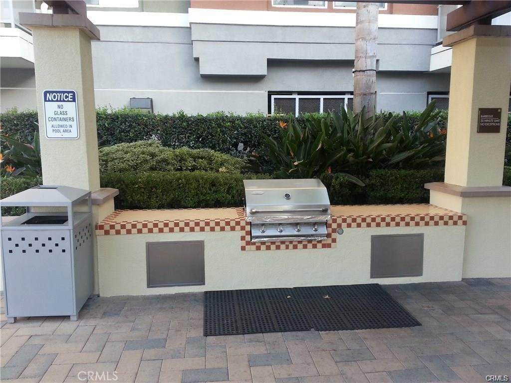 https://bt-photos.global.ssl.fastly.net/socal/orig_boomver_1_422516887-2.jpg