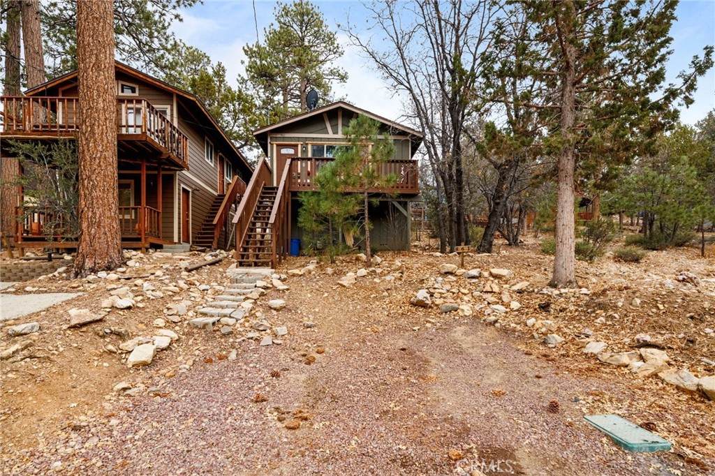 861 Kern Avenue - Photo 1