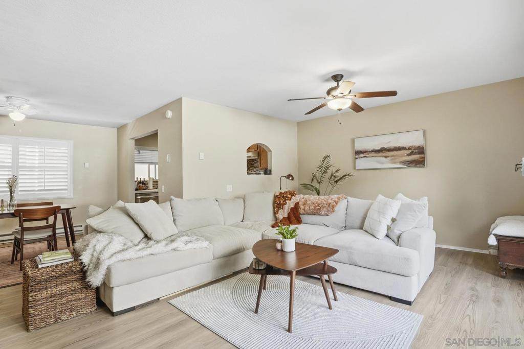 2514 Clairemont - Photo 1