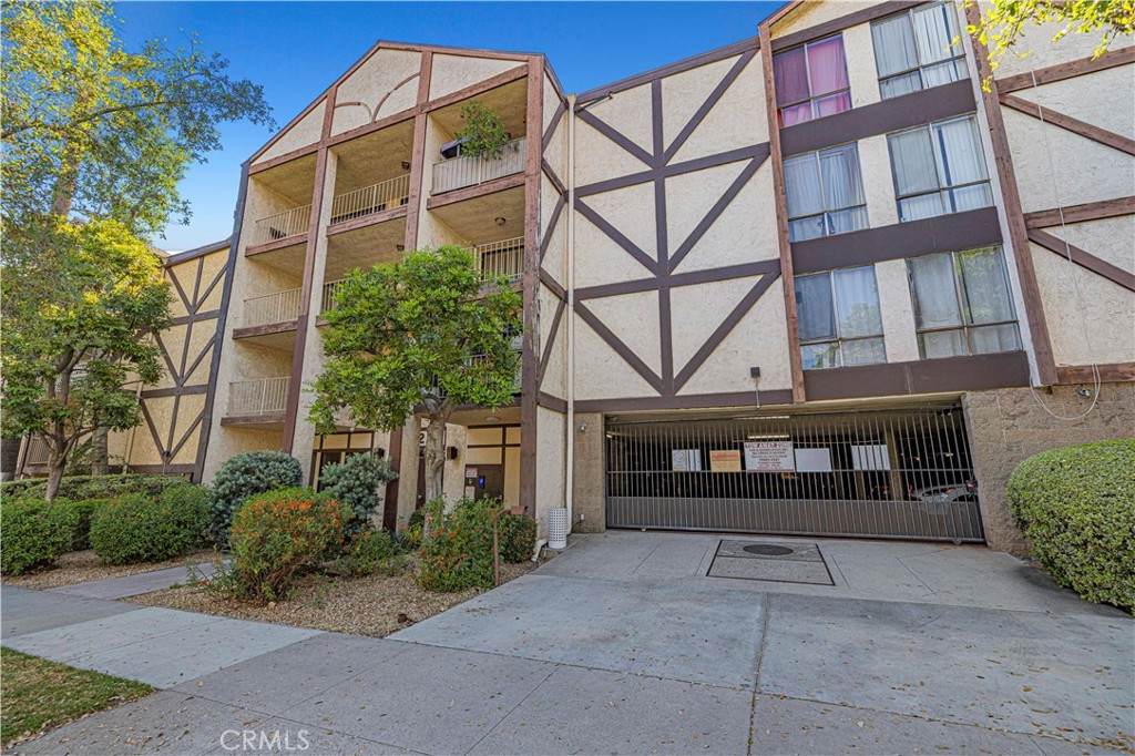 125 Allen Avenue - Photo 1