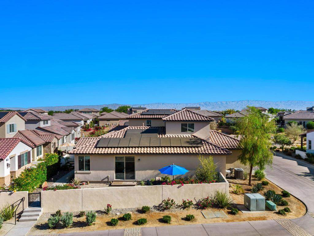 80368 Whisper Rock Way - Photo 1