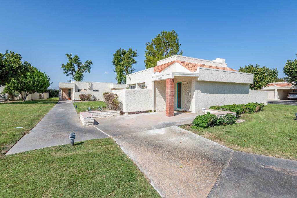 1527 Spyglass Plaza - Photo 1
