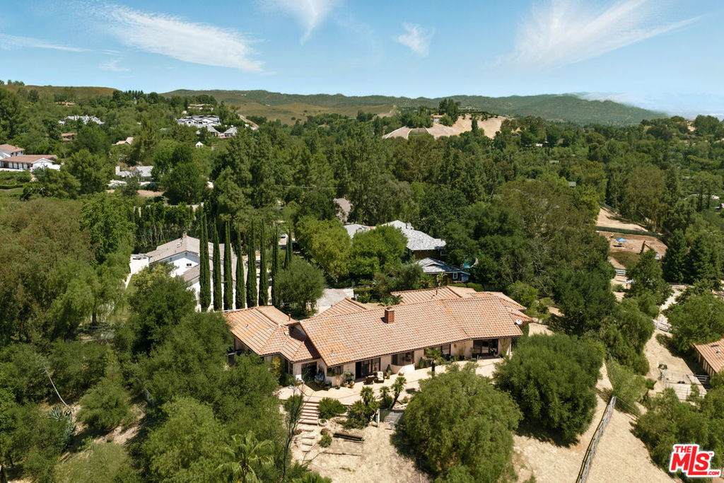 24926 Jim Bridger Road - Photo 1