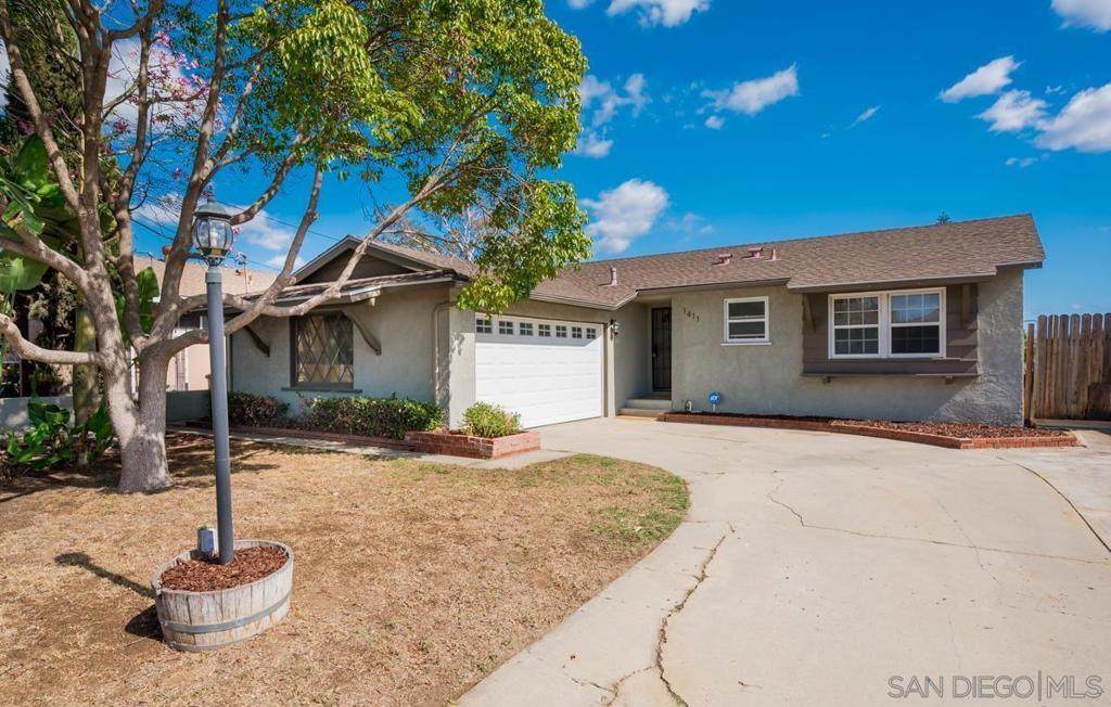 1411 Cornwall - Photo 1