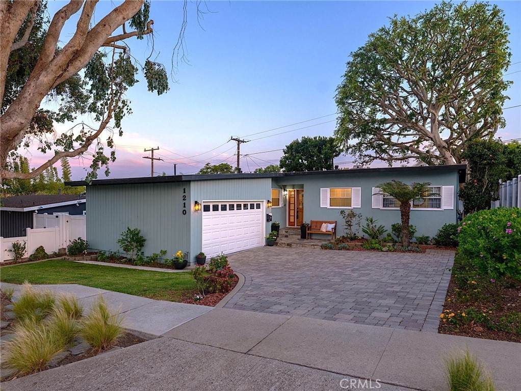 1210 Keats Street - Photo 1