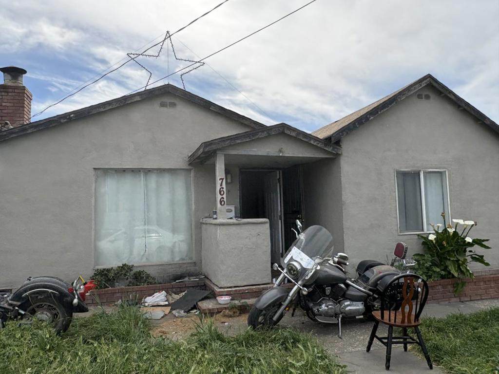 766 Holly Street - Photo 1