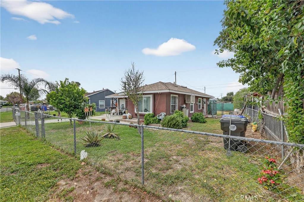 778 Wilson - Photo 1